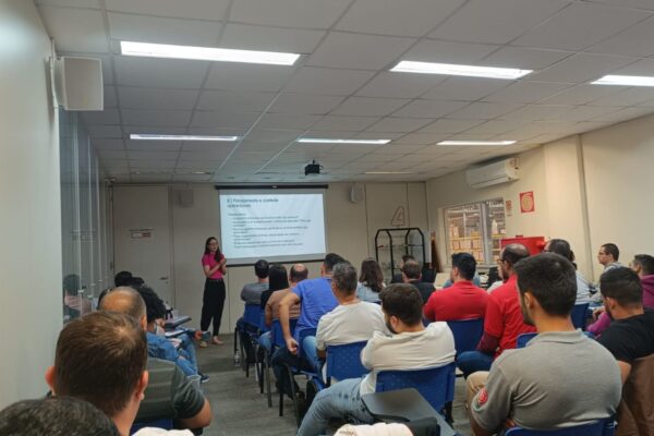 galeria-iso-14001-contexto-da-organizacao-rn-consultoria-e-auditoria-white-curso-iso-formação-iso-3